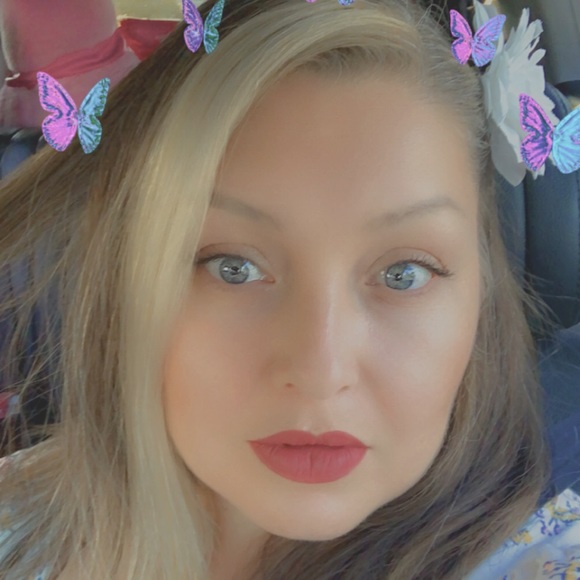 Meet your Posher, Xoch - Picture 2 of 3